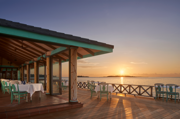 Maldives in Style with Villa Park Sun Island