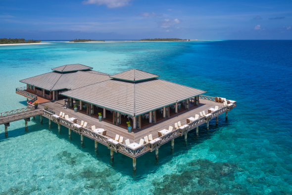 Maldives in Style with Villa Park Sun Island